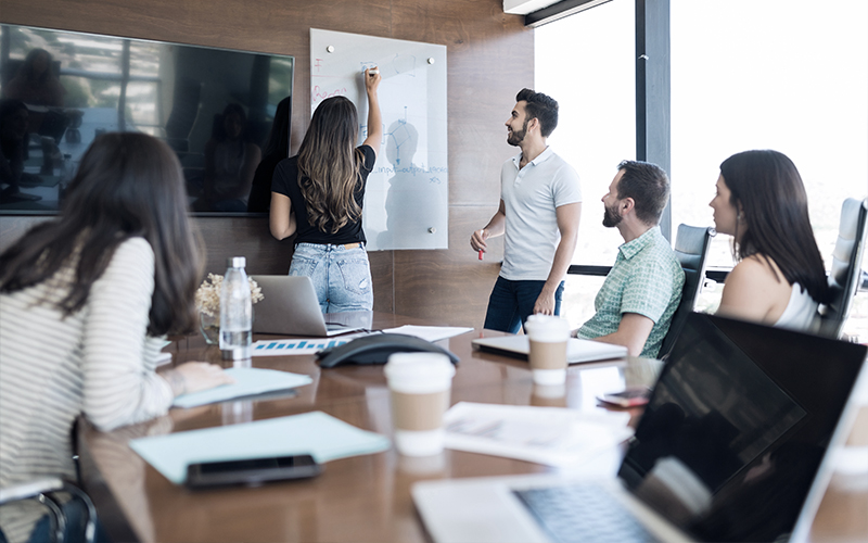 ophelie-plateau-avocat-avocate-associee-juriste-droit-social-et-sante-au-travail-lyon-Formation